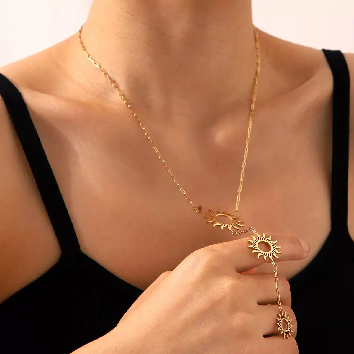 18K gold-plated sun pendant necklace from Vicsxox