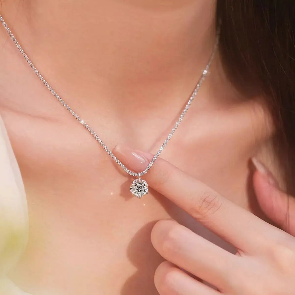 1 carat Moissanite sterling silver necklace Vicsxox