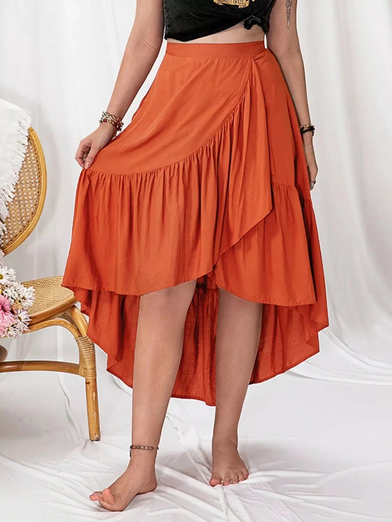 Plus size ruffled high-low skirt detail