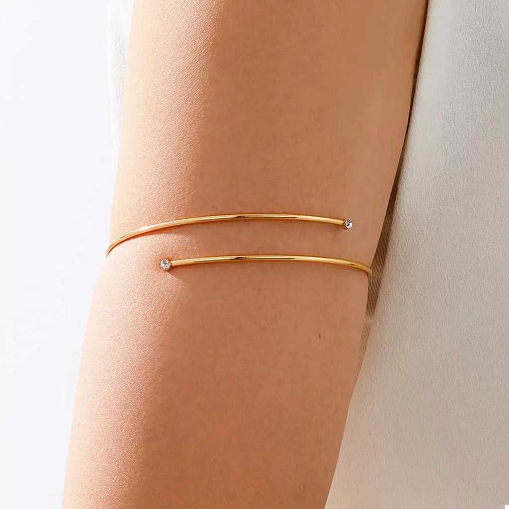 Delicate gold wire upper arm bracelet from Vicsxox