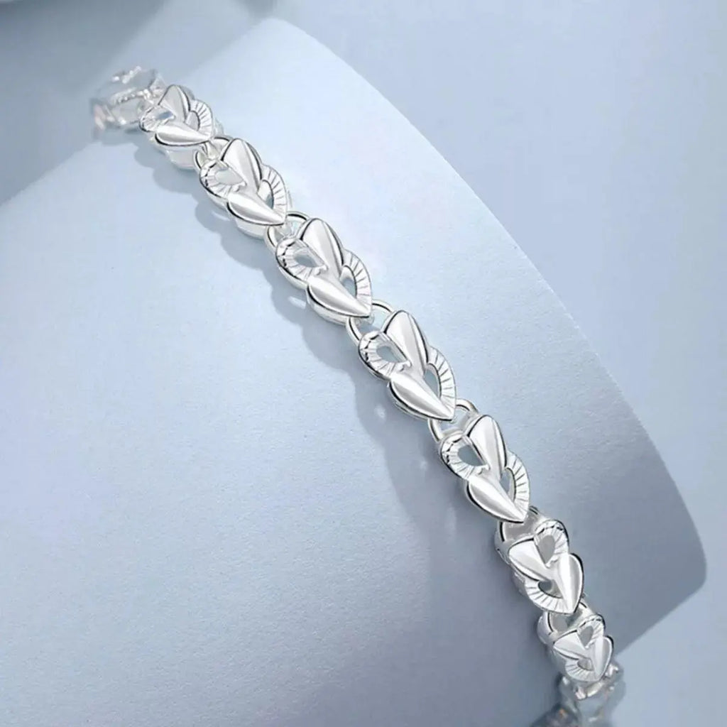 925 sterling silver heart link bracelet from Vicsxox