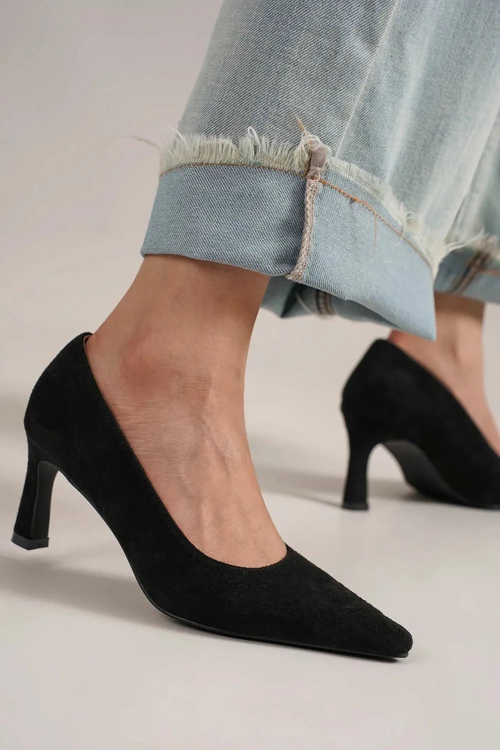 Faux Suede Point Toe Pumps Vicsxox.com