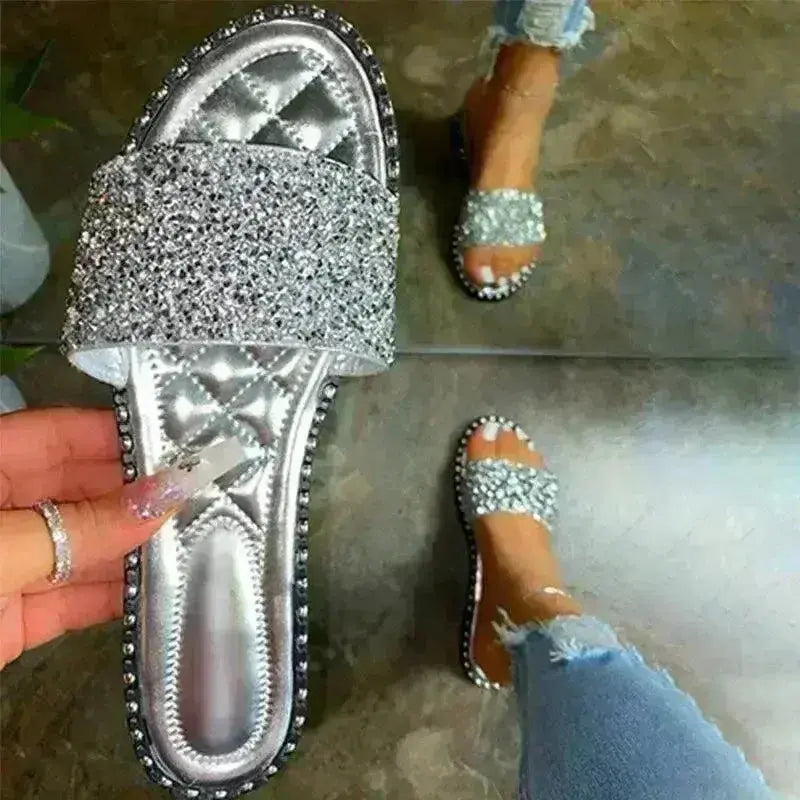 Crystal  Women Slippers Bling Bling Flats Female Beach Shoes Summer Femstylo