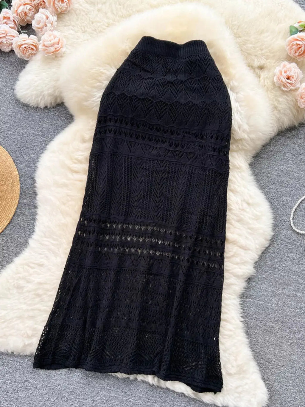 Knitted Hollow-Out Maxi Skirt Black. Vicsxox.com