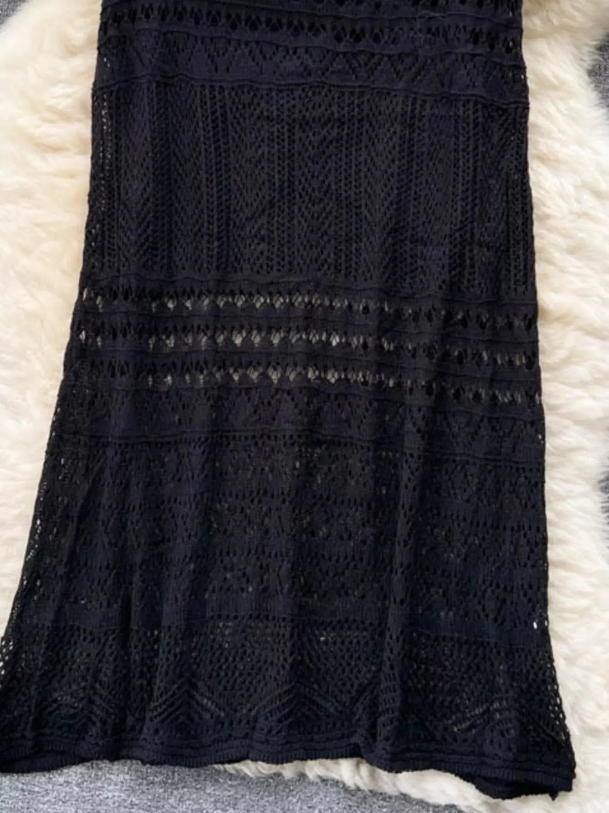 Knitted Hollow-Out Maxi Skirt Close. Vicsxox.com