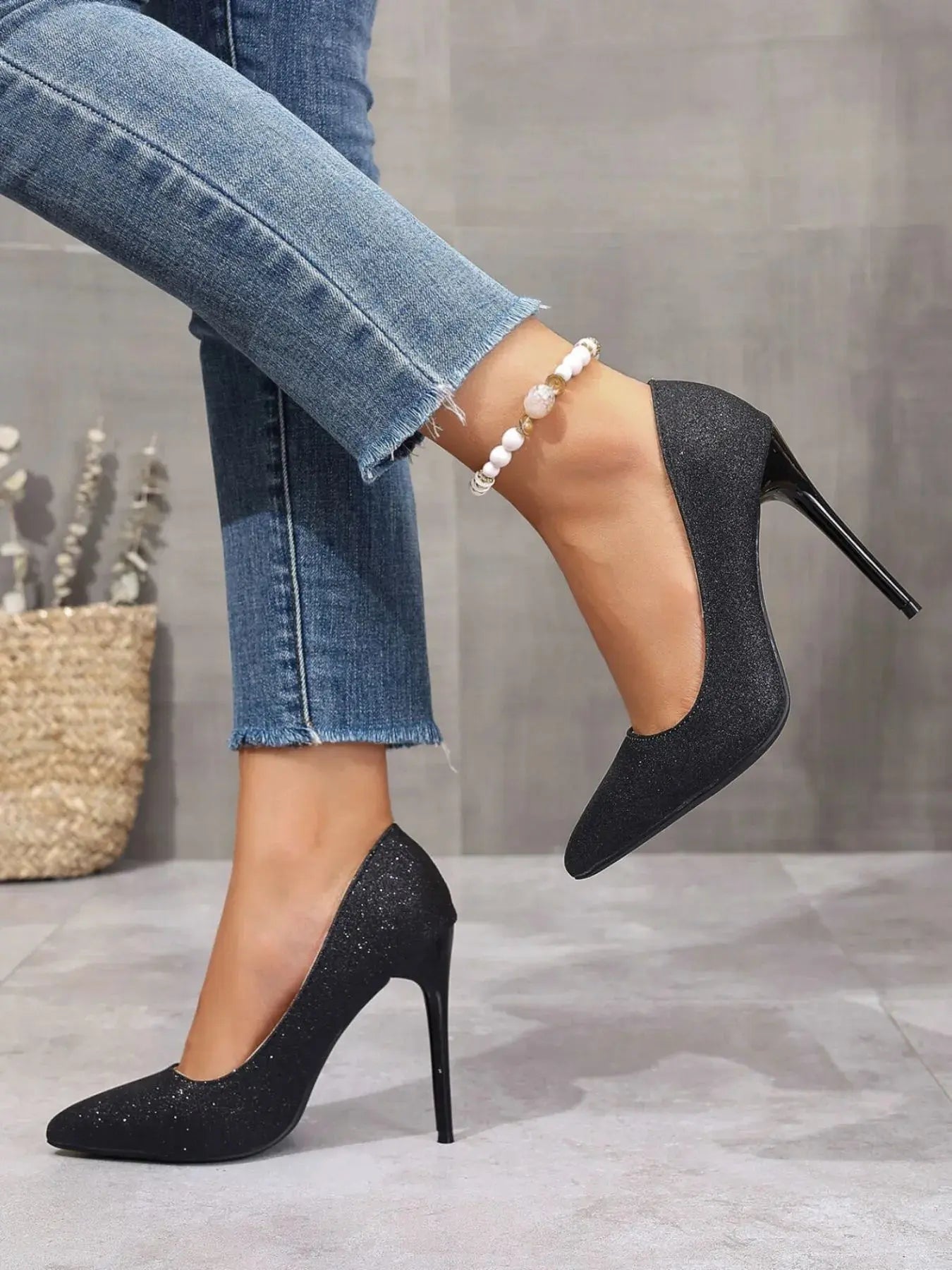 Point Toe Stiletto Pumps Vicsxox.com