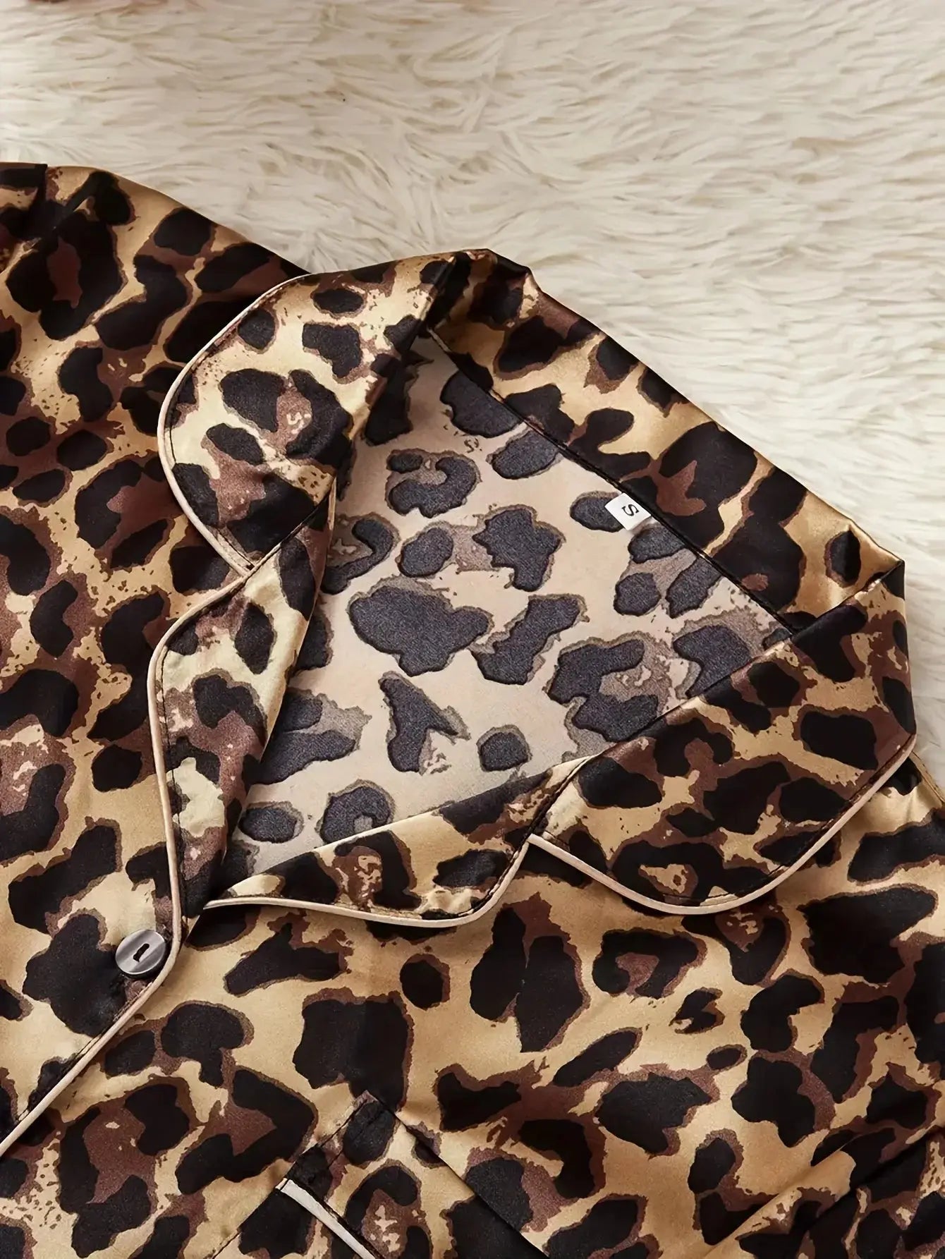 Women's Leopard Print Satin Pajama Set | Short Sleeve Top & Shorts Loungewear Vicsxox