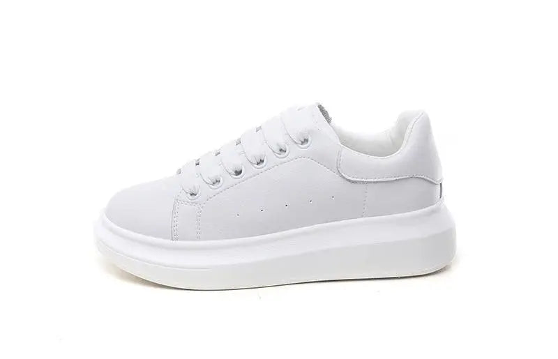 Women's Genuine Leather Platform Sneakers – Lace-Up Comfort Walking Shoes | White & Black, EU 35–40 Vicsxox.com