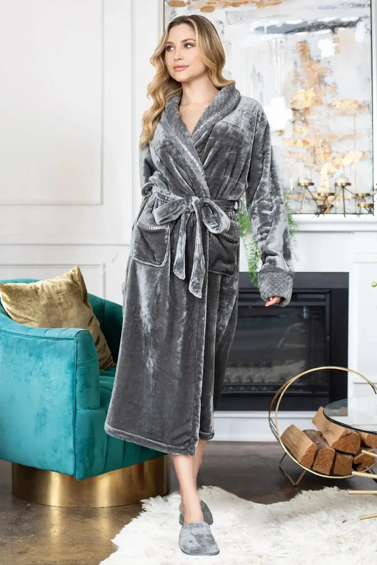 Women's Ultra Soft Plush Bathrobe Vicsox.com