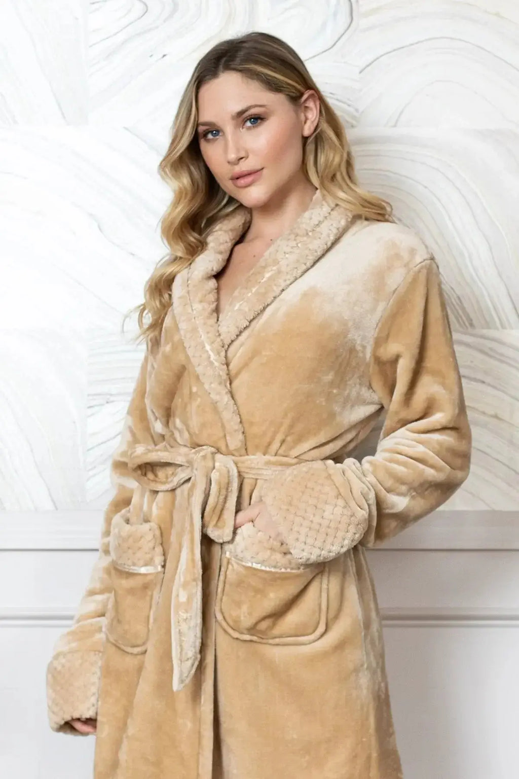 Women's Ultra Soft Plush Bathrobe Vicsox.com