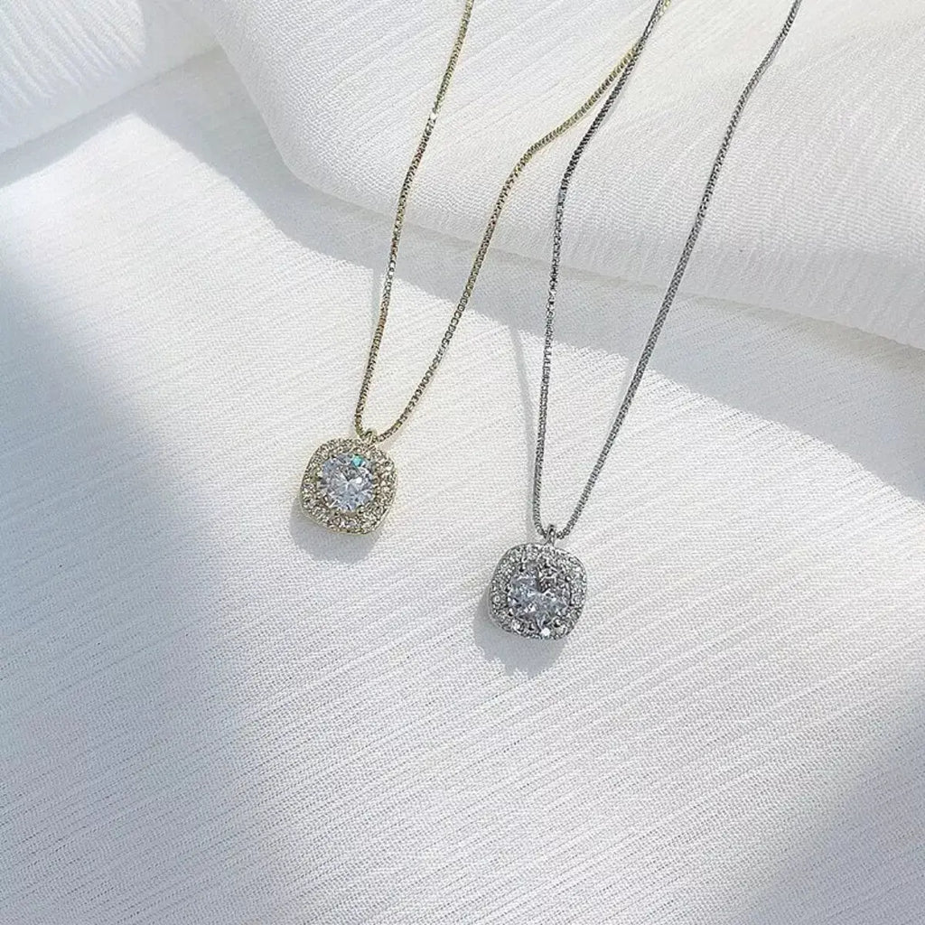925 sterling silver zircon pendant necklace from Vicsxox