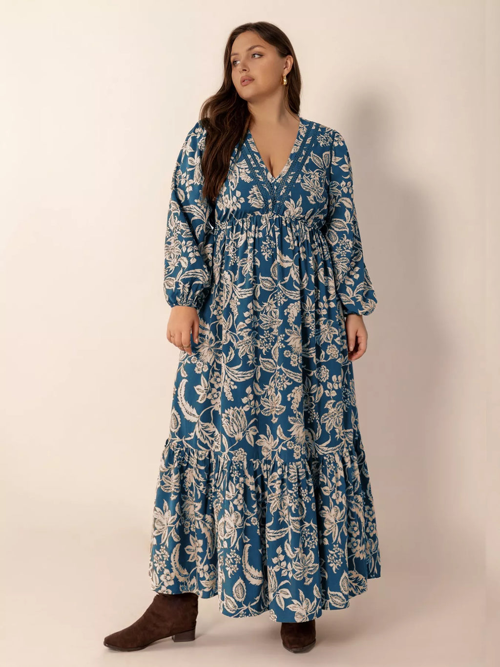 Plus Size Peacock Blue Floral V-Neck Long Sleeve Maxi Dress